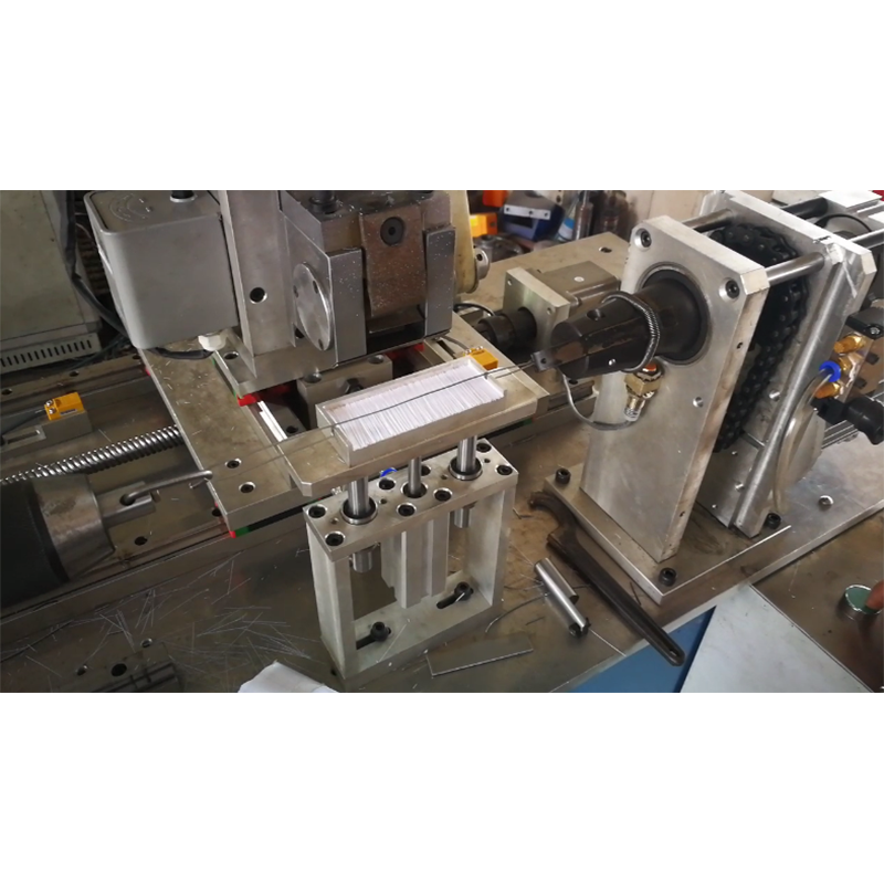 Semi-auto twist brush machine of nylon bristle