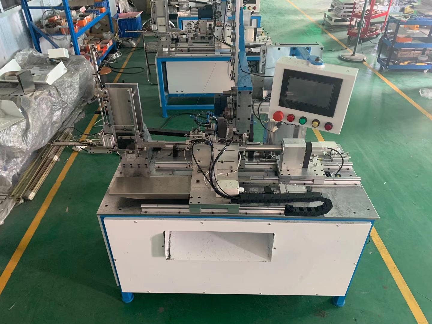 Automatic twist brush machine for ring twist brush